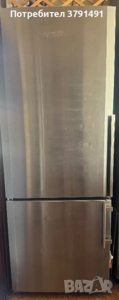 Хладилник с фризер Liebherr, снимка 1