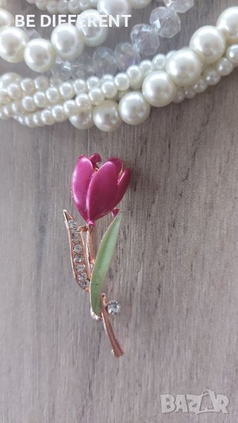 Брошка лале, снимка 1