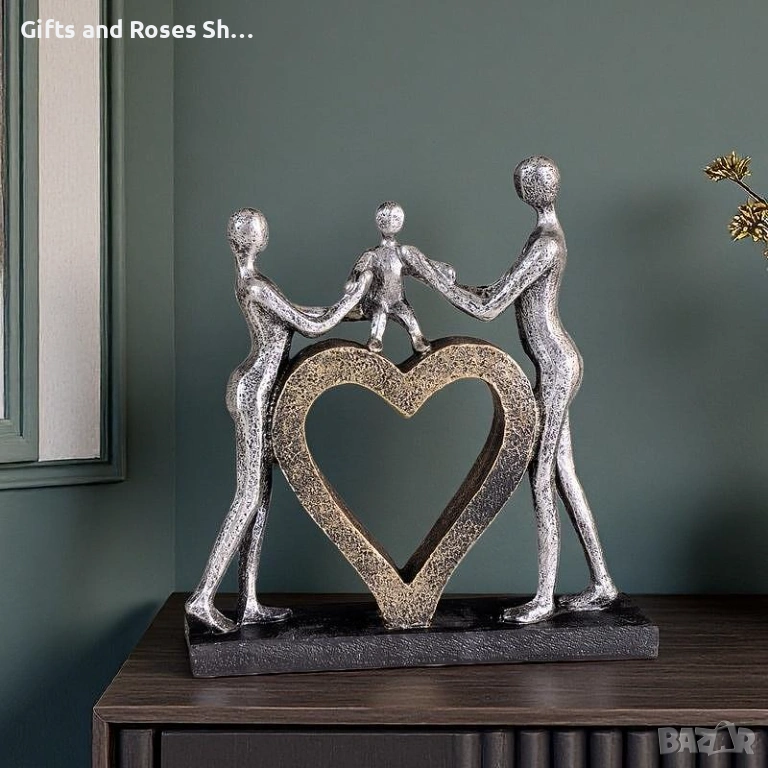 Декоративна статуетка Семейство с дете, снимка 1