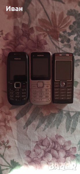 Ретро мобилни телефони Sony Ericsson и Nokia, снимка 1