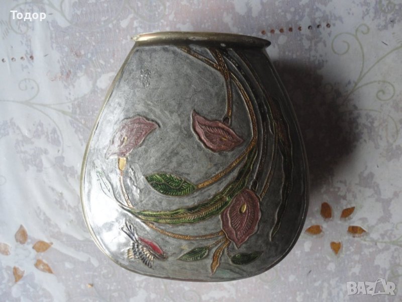 Бронзова ваза с емайл сойка присмехулка , снимка 1