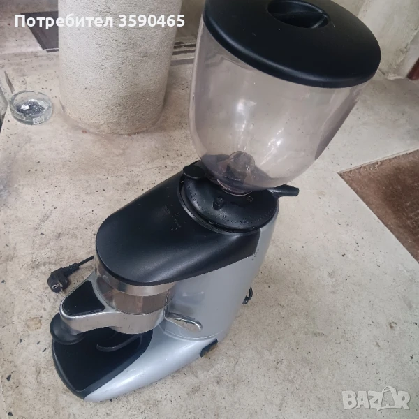 Професионална кафемелачка, снимка 1