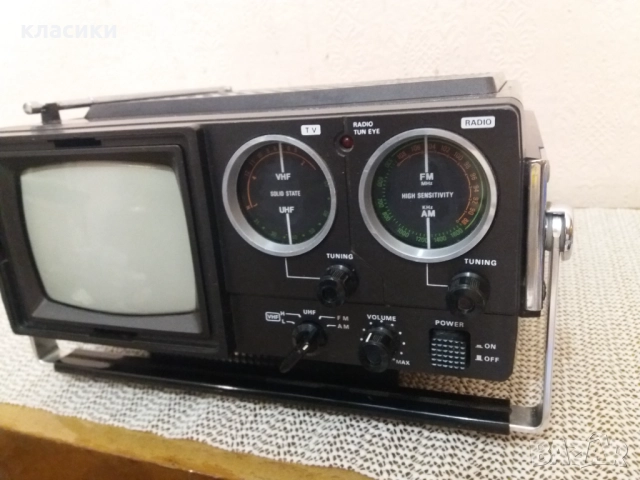 Радио тв CROWN. , снимка 4 - Радиокасетофони, транзистори - 52703906