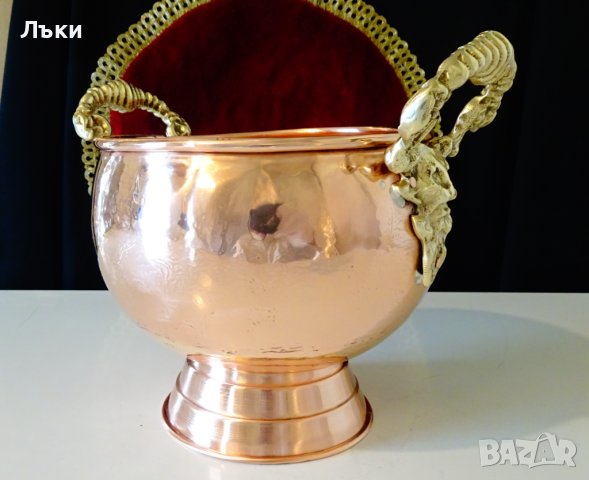 Меден съд с бронзови дръжки,лъвски глави. , снимка 4 - Антикварни и старинни предмети - 40253196