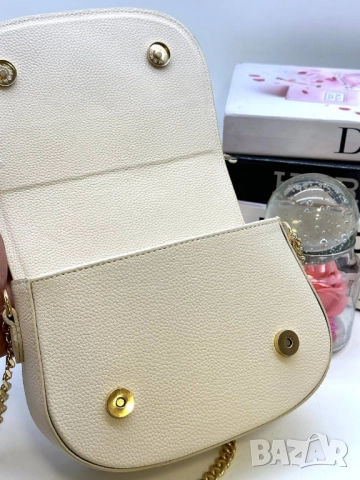 чанти LOVE MOSCHİNO :➡️21cm ⬆️14cm , снимка 3 - Чанти - 51641873