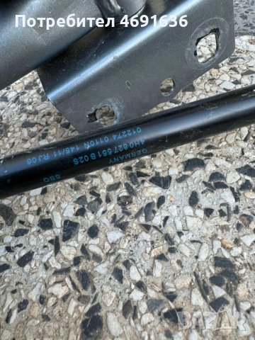 Комплект дясна панта на заден капак на Ауди Audi A8 H4 D4 само за 50лв. 4h0827300е 4h0827551b, снимка 4 - Части - 52898846