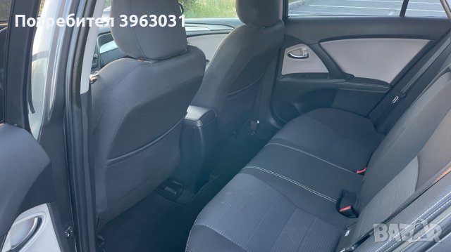 Toyota Avensis 2016 Universal, снимка 8 - Автомобили и джипове - 43970275