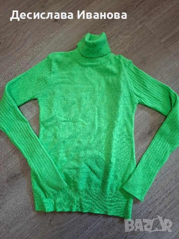 Две блузи S размер, снимка 2 - Блузи с дълъг ръкав и пуловери - 51581302