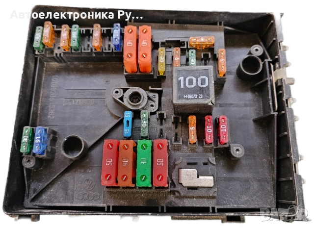 Бушонно табло за VW GOLF 5 FUSE BOX, 1K0937125A