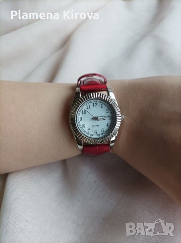 Дамски ръчен часовник (с батерия), снимка 2 - Дамски - 43867109