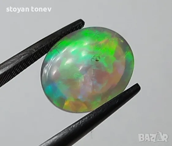 Деликатен кристален опал с нежни цветове - 2.08кт.! Сертифициран!