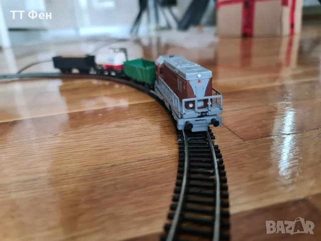 Електрическо Влакче с локомотив и вагони Пико ТТ / Влакчета Piko TT, снимка 6 - Влакчета, самолети, хеликоптери - 53384959