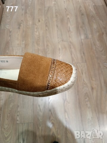 обувки , снимка 3 - Дамски ежедневни обувки - 43586396