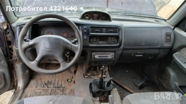 Мицубиши L200 2.5, снимка 4 - Автомобили и джипове - 53255519