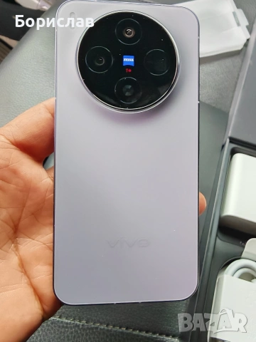 Vivo x300/16-256/,като нов, комплект.