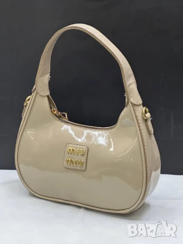 чанти Miu Miu , снимка 4 - Чанти - 50589665