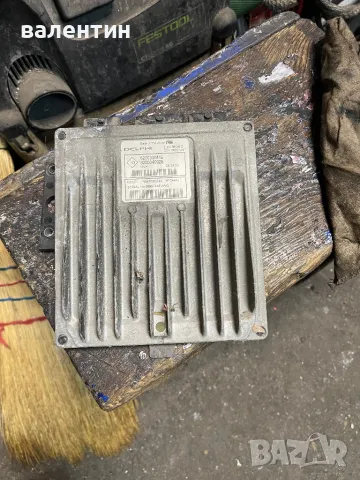 Renault Megan 1.5 DCI, снимка 9 - Автомобили и джипове - 49766372