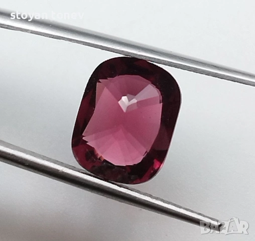 Рядък 1.85кт. естествен, нетретиран вишнево-червен шпинел от Мианмар (Бирма)! Нов!, снимка 5 - Други - 53563279