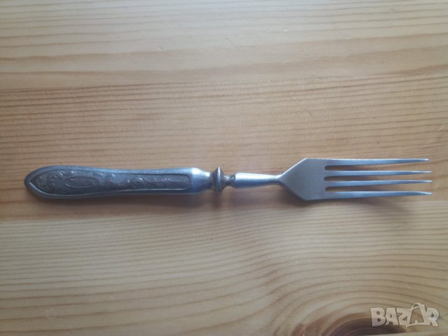 Антикварна старинна вилица с маркировки, снимка 1
