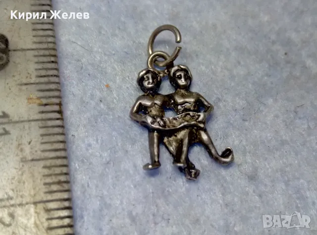 ЗОДИЯ БЛИЗНАЦИ АСТРОЛОГИЧЕН СРЕБЪРЕН МЕДАЛЬОН ЛАКИРАНО СРЕБРО ВИСОКА ПРОБА ХУДОЖЕСТВЕНА РАБОТА 31473