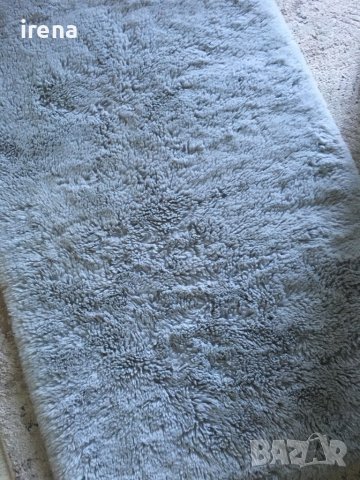 Пухен килим