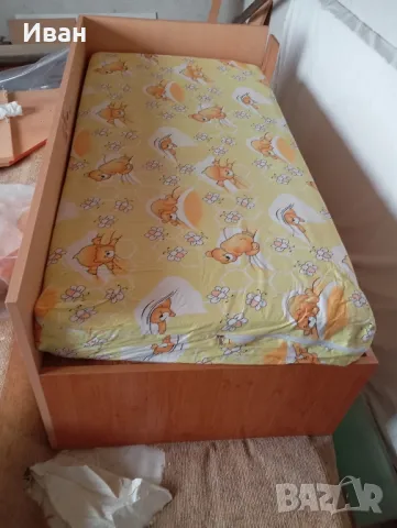 Детско легло с матрак , снимка 2 - Мебели за детската стая - 47955801