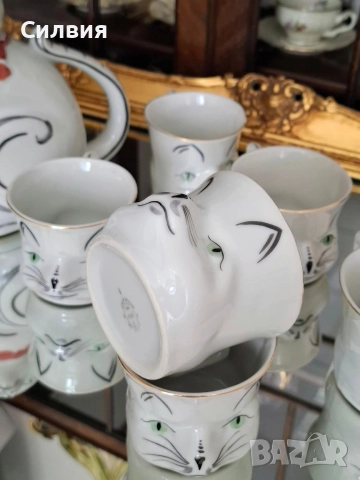 Красив български сервиз IZIDA 1960г, снимка 2 - Сервизи - 52581384