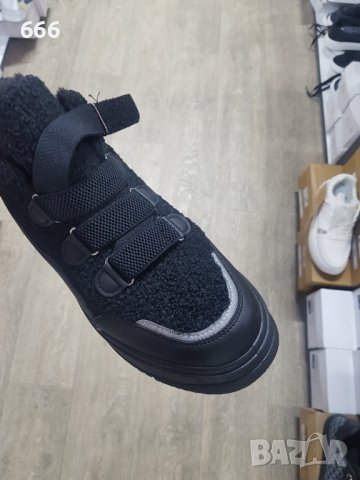 Обувки, снимка 4 - Дамски ежедневни обувки - 42978606