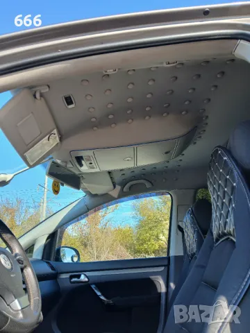 VW TOURAN, снимка 17 - Автомобили и джипове - 47791982