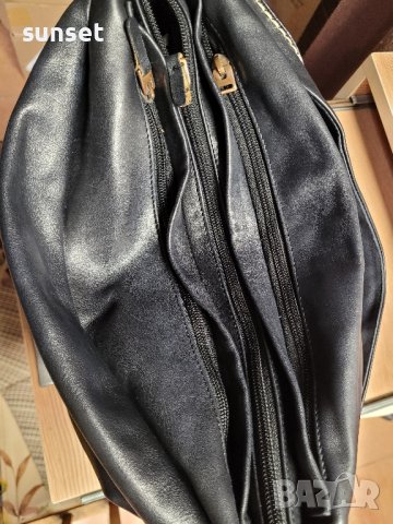 с ТРИ ПРЕГРАДИ,  естествена кожа,тип торба черна чанта, снимка 2 - Чанти - 43397557