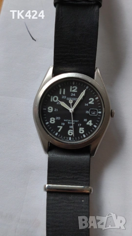 Seiko 7N42-8070 Quartz field / military