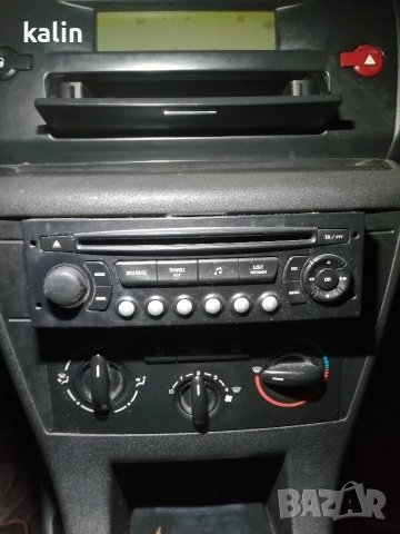 Продавам радио Пежо 307 Ситроен С4