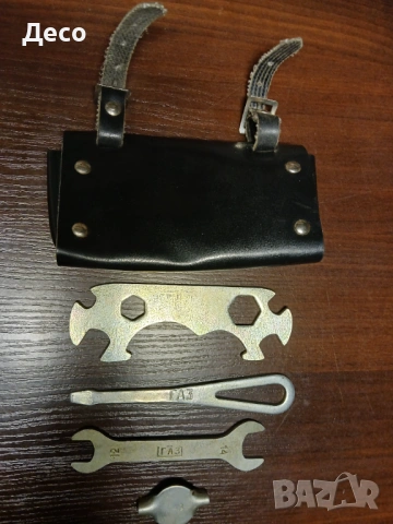 Стара чантичка със инструменти ГАЗ за ретро велосипед., снимка 3 - Аксесоари за велосипеди - 53477961