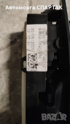 Toyota Avensis Wagon 2.0 16V VVT-i D4 Бутон за ел.стъкла, снимка 2 - Части - 48558545