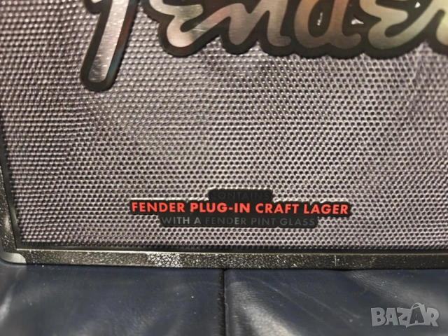 Fender METAL BOX-PLUG-IN Craft Lager Beer and Pint Glas, снимка 9 - Китари - 53378258