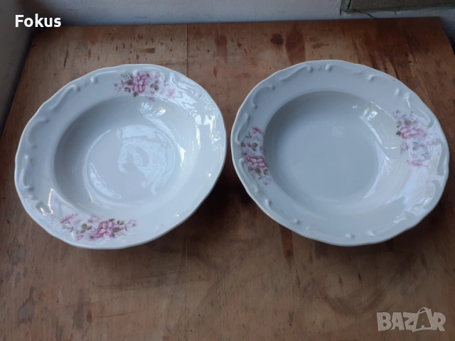 Български порцелан две чинии