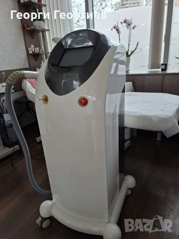 Продавам професионален козметичен лазер 808nm., снимка 3 - Козметични уреди - 53293682