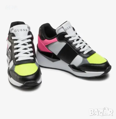 Сникърси Guess, снимка 2 - Дамски ежедневни обувки - 48656546