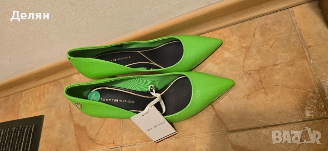 Дамски Обувки Томи Хилфигер (Tommy Hilfiger), снимка 2 - Маратонки - 51874755
