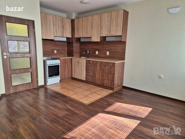 Продавам тристаен южен апартамент в ж.к. Слънчев дом, снимка 3 - Апартаменти - 51786452