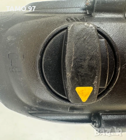 Dewalt D25133-QS - Електрически перфоратор 800W 2.6J, снимка 3 - Перфоратори - 50694876