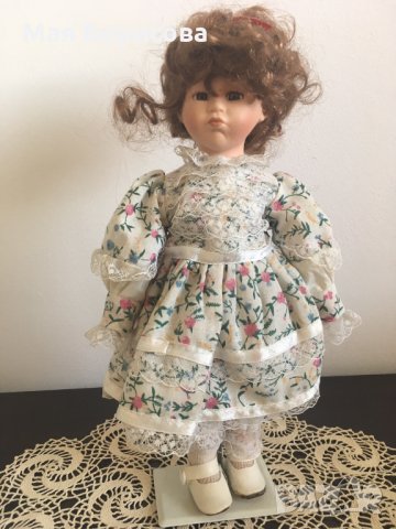Порцеланова кукла 29 см