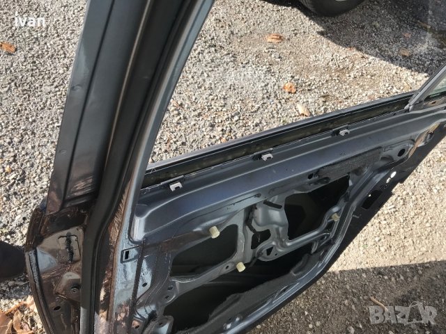 Задна дясна врата BMW e91, снимка 2 - Части - 42962384