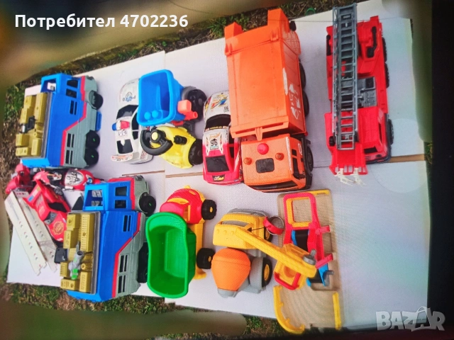 Голям лот с детски коли,пожарна,камиони, снимка 2 - Коли, камиони, мотори, писти - 53592022