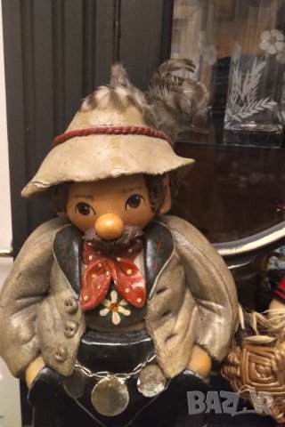 Редки статуетки изцяло ръчна изработка от края на 60 год  НАМАЛЕНИЕ , снимка 7 - Статуетки - 43766859