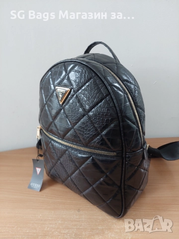 Guess дамска чанта тип раница дамска раница код 282, снимка 2 - Раници - 42999360