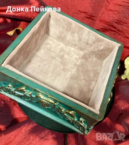 Ръчно декорирана кутия за бижута с подвижен капак, снимка 2 - Декорация за дома - 48729280