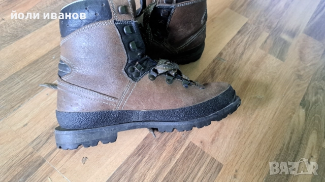 LOWA-кожени туристически обувки 39 номер, снимка 8 - Дамски боти - 52360514