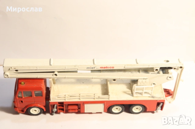 1:55?? SIKU КАМИОН ПОЖАРНА ?? ВИШКА??  КОЛИЧКА МОДЕЛ, снимка 2 - Колекции - 53181029