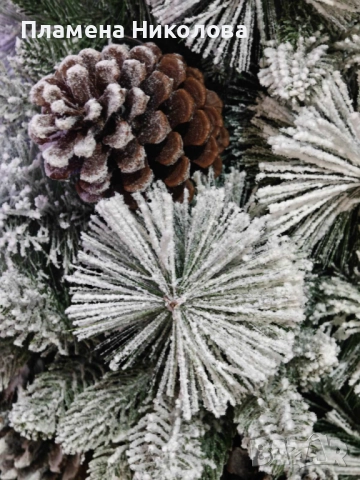 Изкуствено борче/елха със заскрежени иглички, снимка 3 - Декорация за дома - 52301788